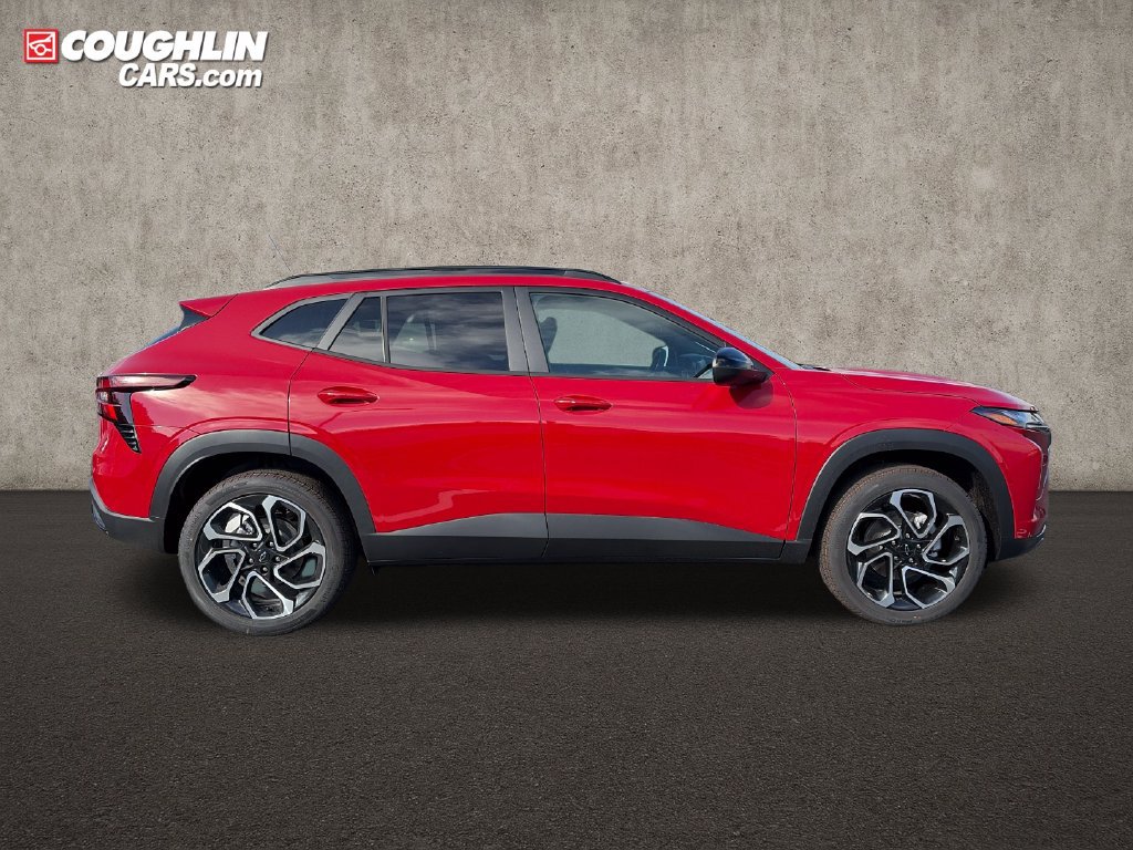 New 2026 Chevrolet Trax RS w/ Sunroof Package FWD image 9