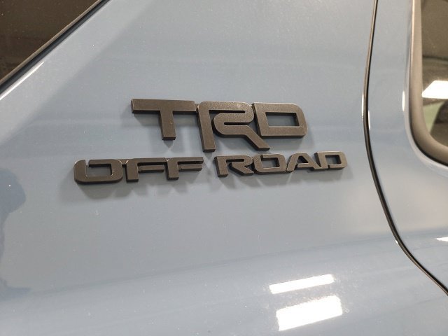 New 2026 Toyota 4Runner TRD Off-Road Premium AWD/4WD image 9