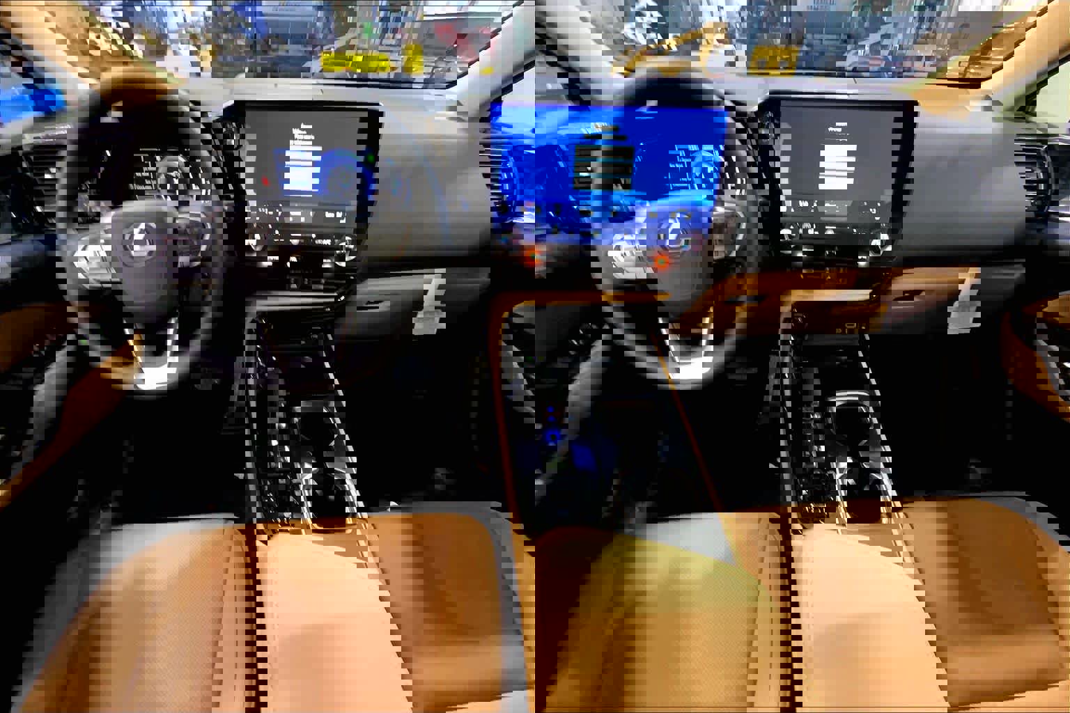 New 2026 Lexus NX 450h+ AWD w/ Luxury Package image 5