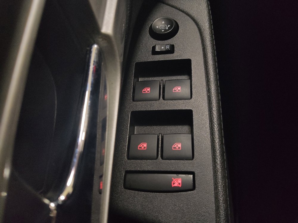 Used 2017 GMC Terrain SLE image 27