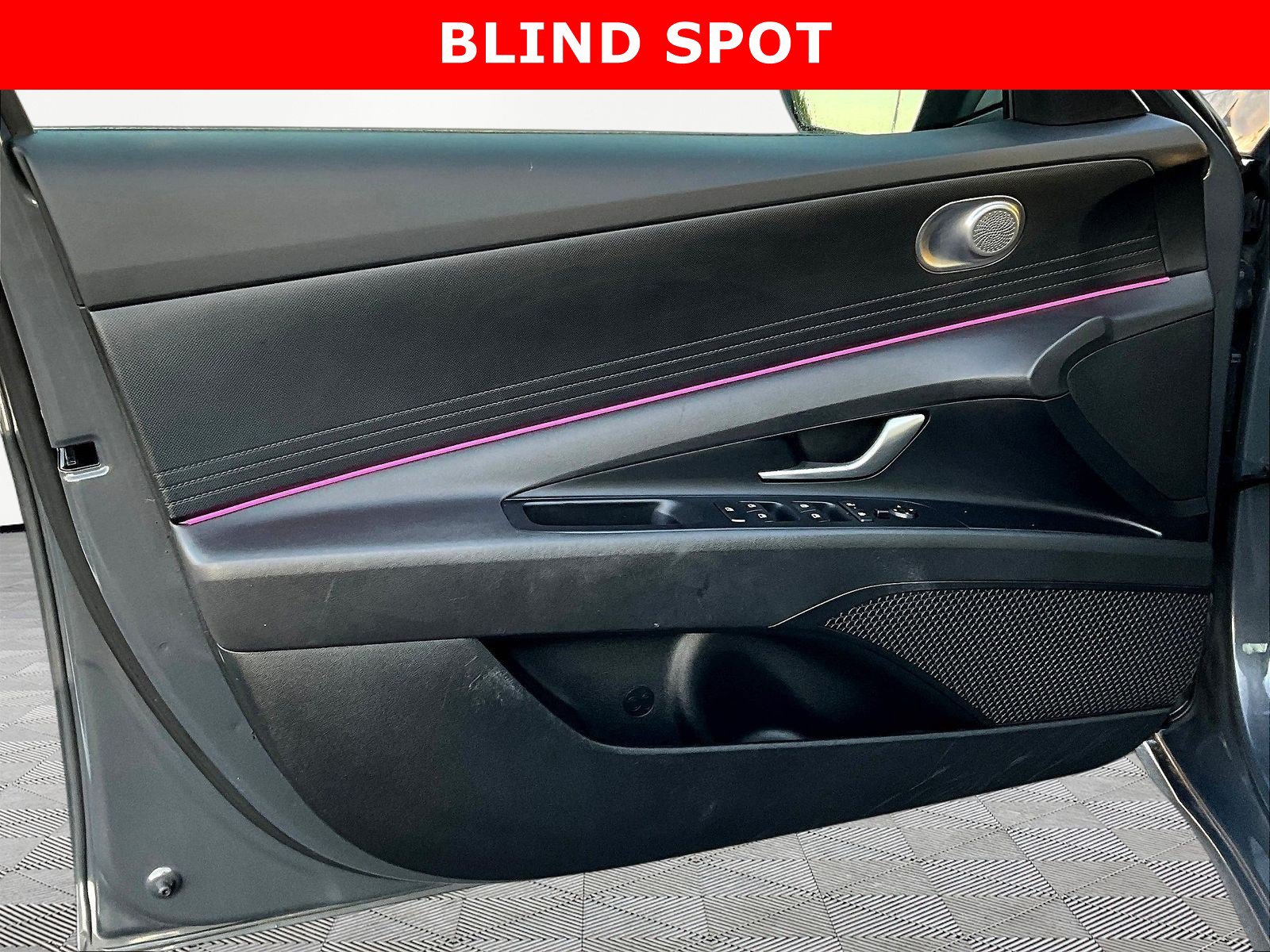 Used 2024 Hyundai Elantra SE FWD image 20