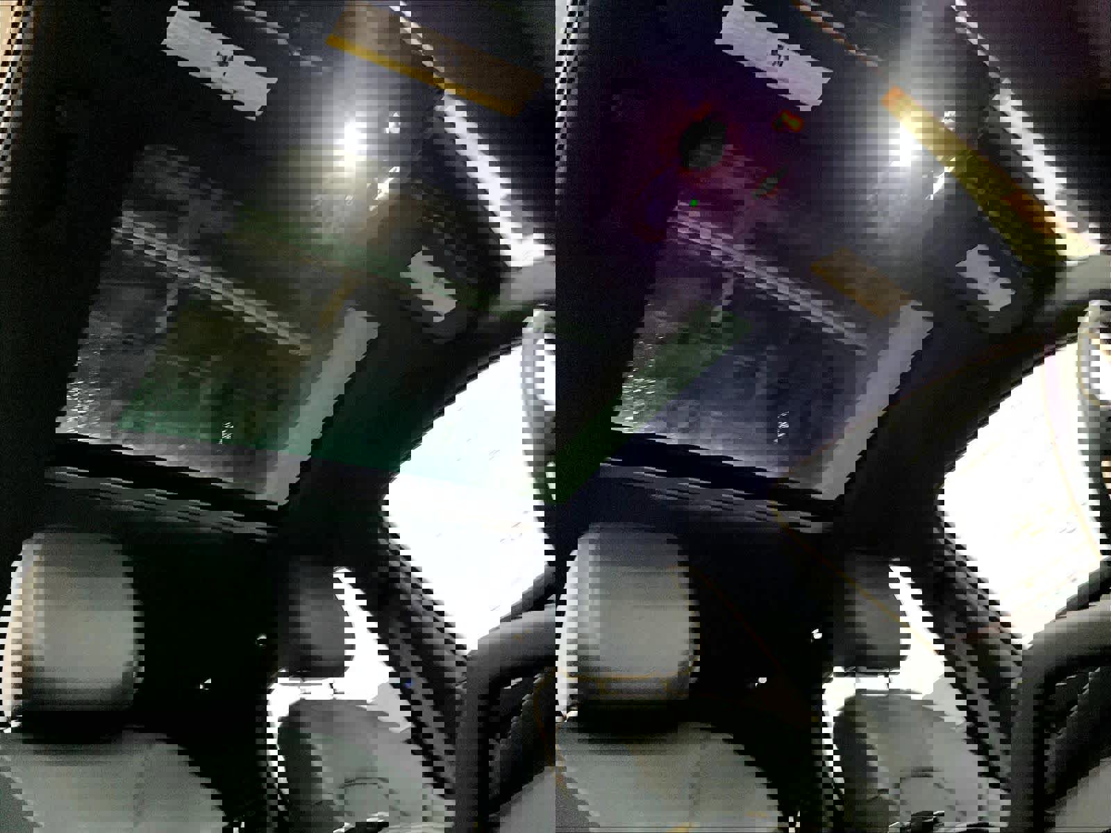 Used 2025 Porsche Cayenne image 24