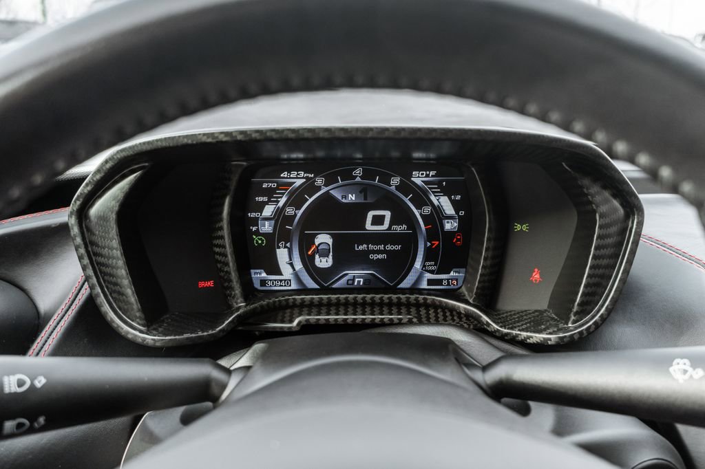 Used 2016 Alfa Romeo 4C Spider w/ Convenience Group - Spider image 14