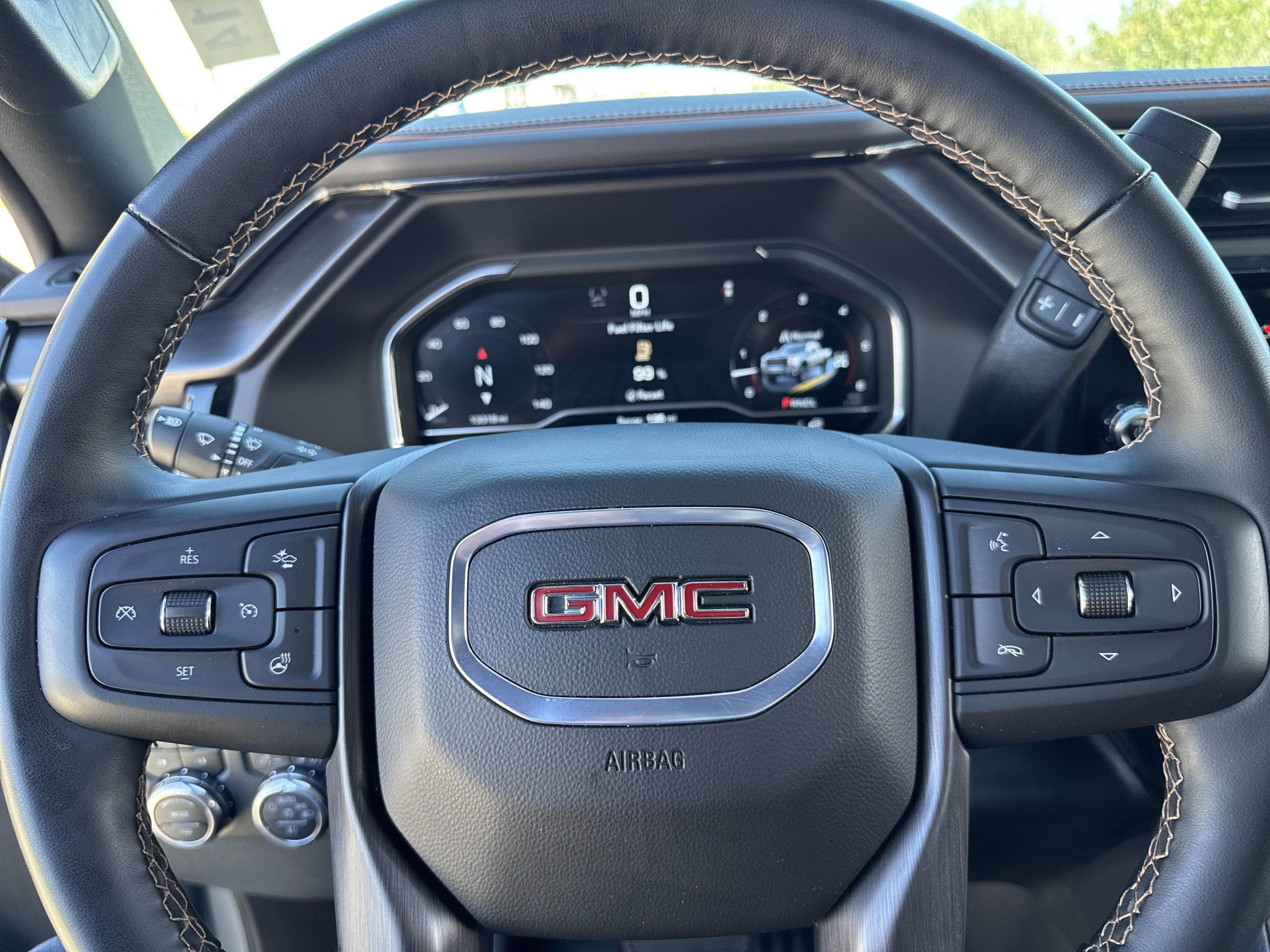 Used 2025 GMC Sierra 3500 AT4 w/ AT4 Premium Plus Package AWD/4WD image 15