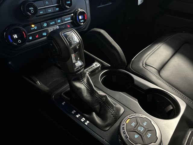 New 2025 Ford Bronco Outer Banks w/ Sasquatch Package image 20