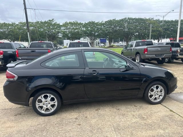 Used 2009 Ford Focus SE FWD image 4