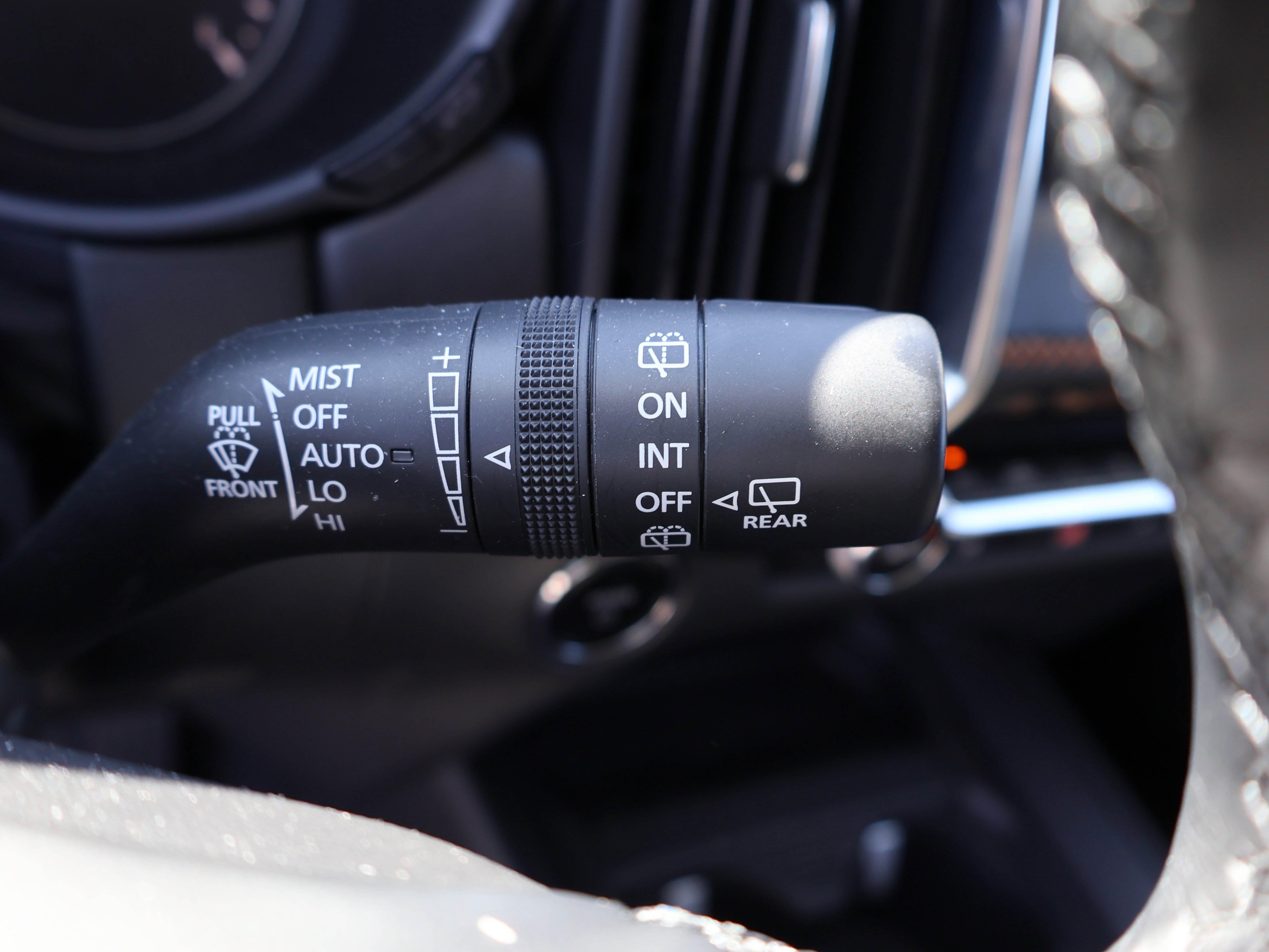 Certified 2025 MAZDA CX-50 2.5 Hybrid w/ Premium Plus Pkg image 46