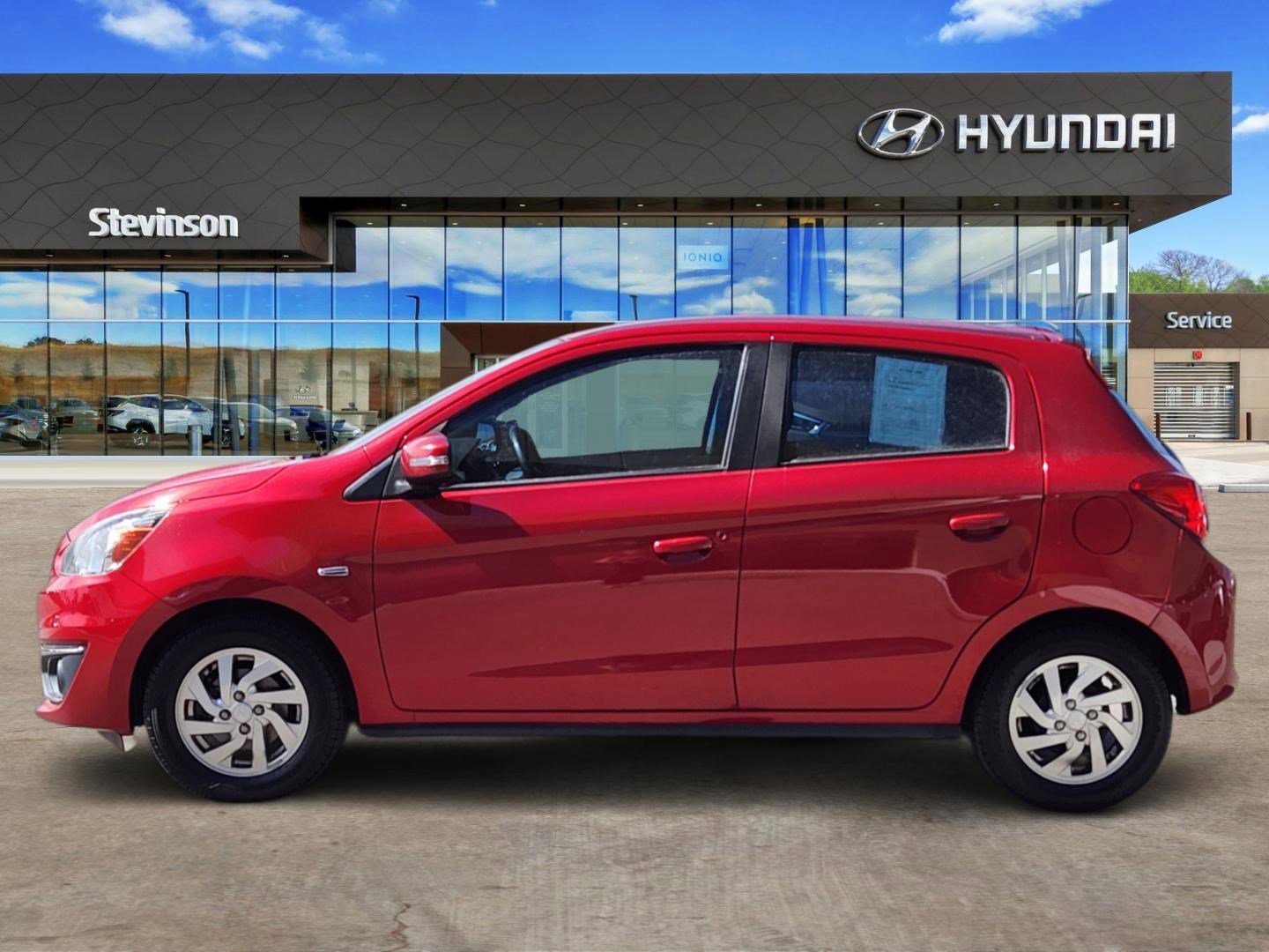 Used 2018 Mitsubishi Mirage SE image 2