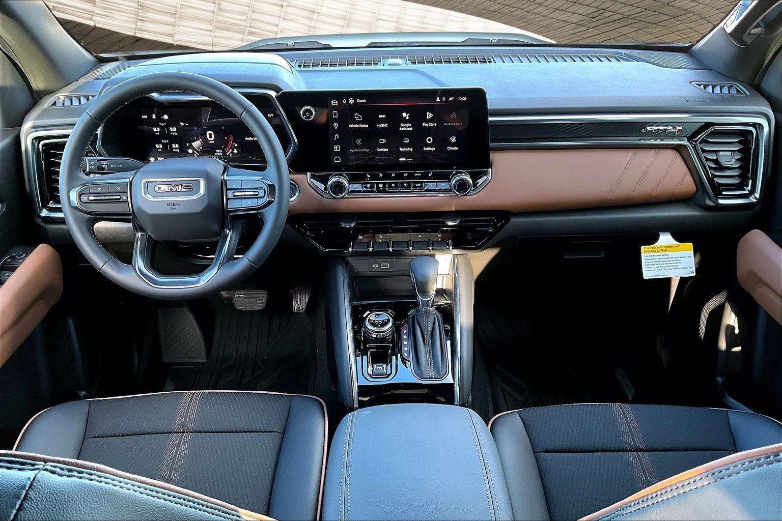 New 2026 GMC Canyon AT4 image 7