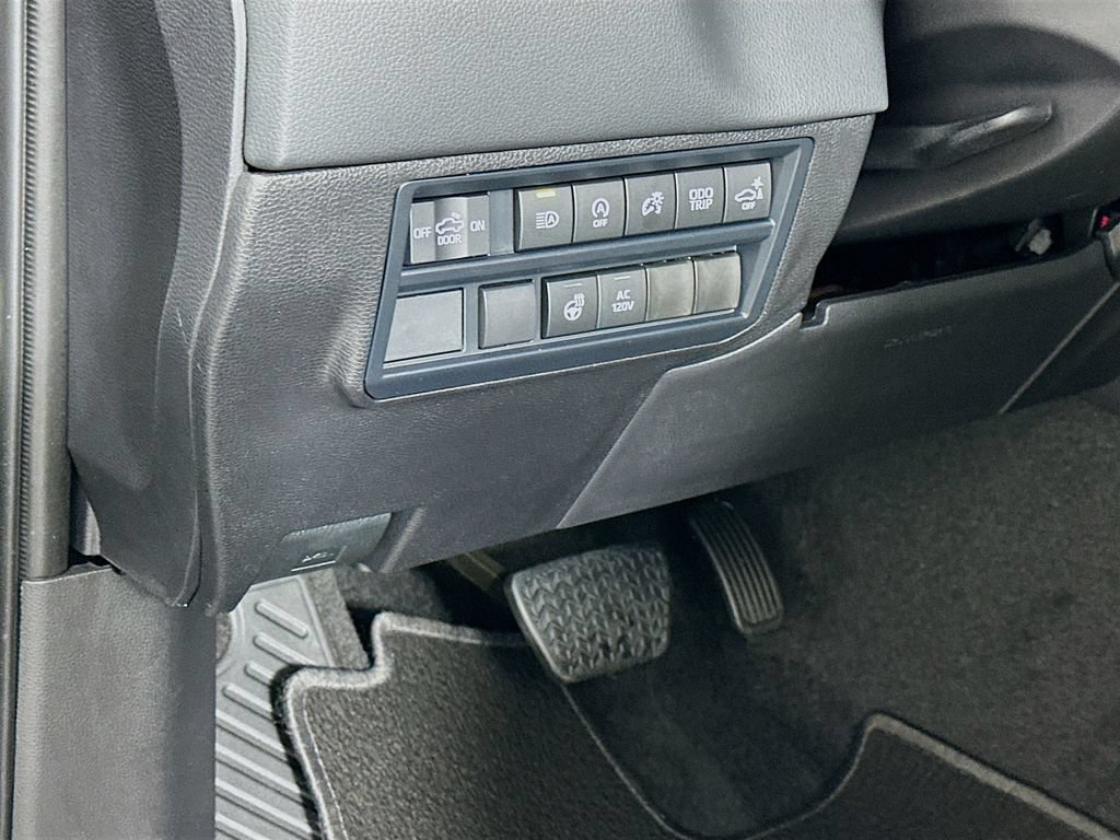 Certified 2026 Toyota Tundra Limited RWD image 10