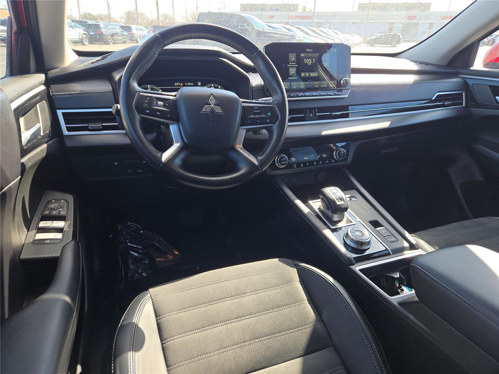 Used 2024 Mitsubishi Outlander 4WD Plug-In Hybrid image 23