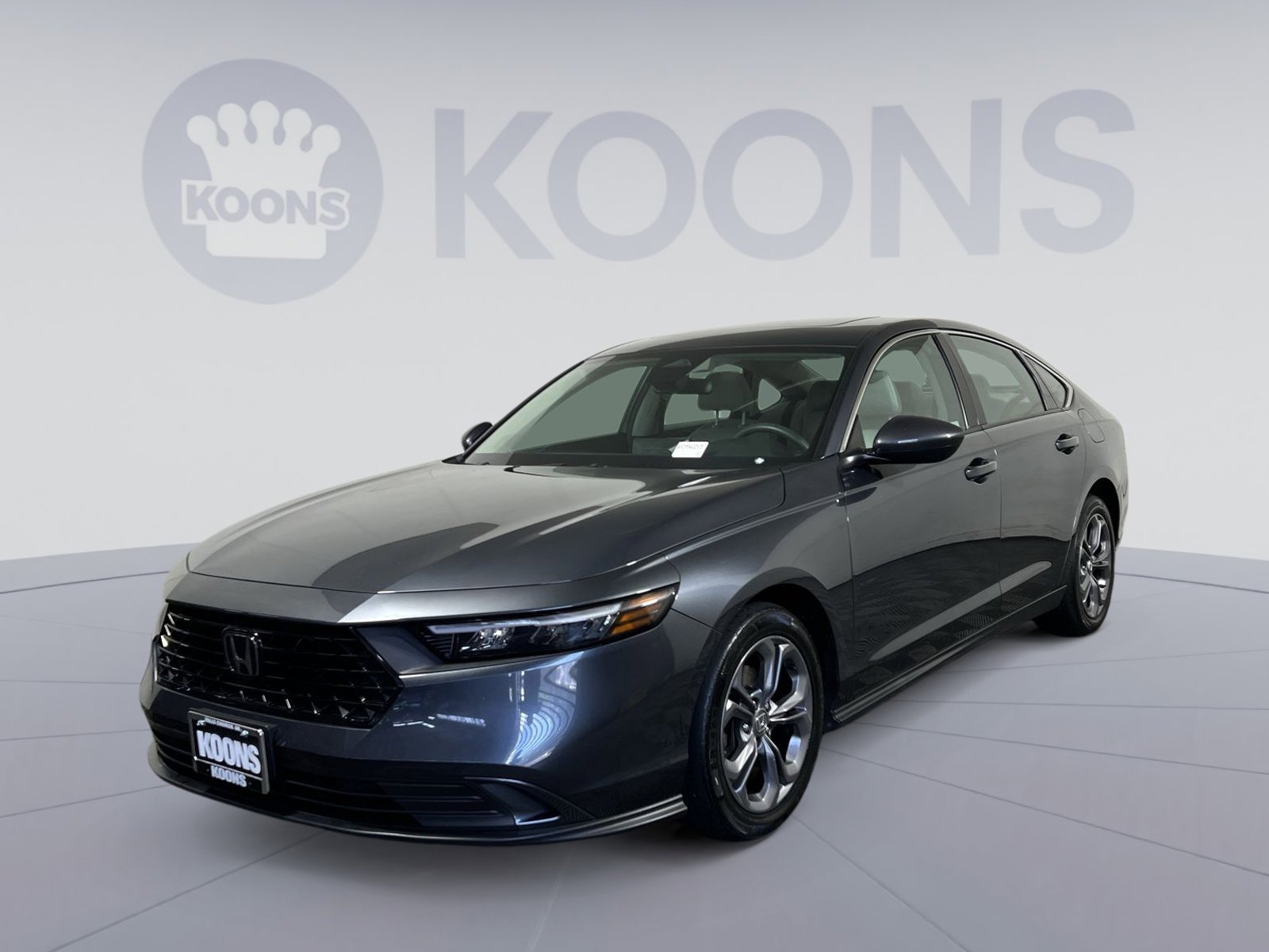 Used 2023 Honda Accord EX image 1