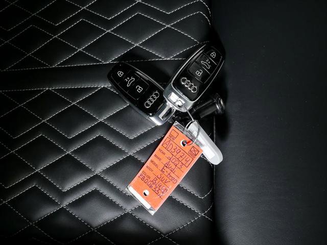 Certified 2023 Audi e-tron S Prestige w/ Prestige Package AWD/4WD image 27