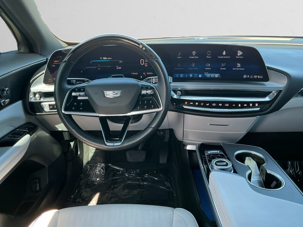 Used 2024 Cadillac Lyriq Luxury RWD image 10