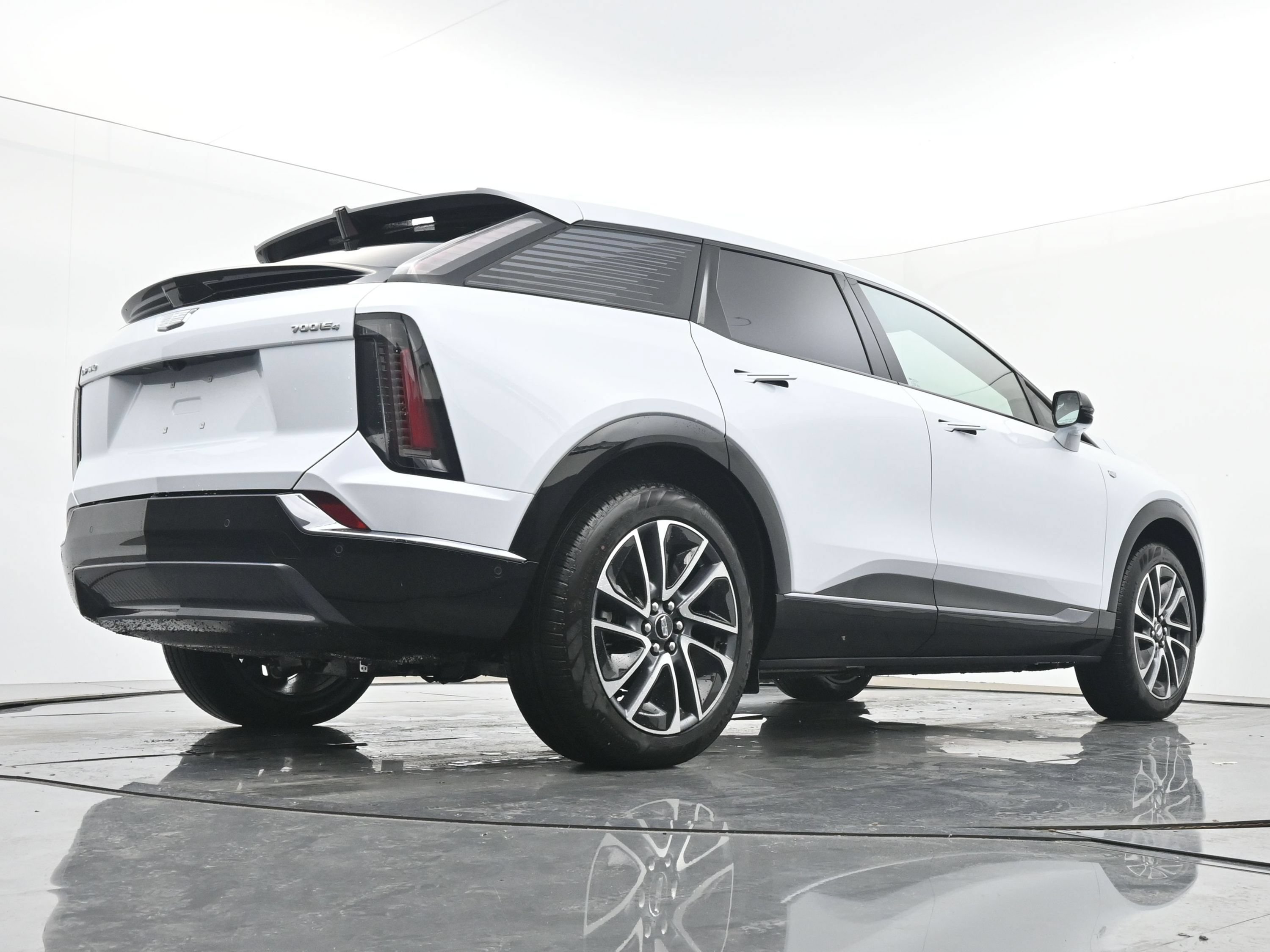 New 2026 Cadillac Optiq Sport 2 AWD/4WD image 19