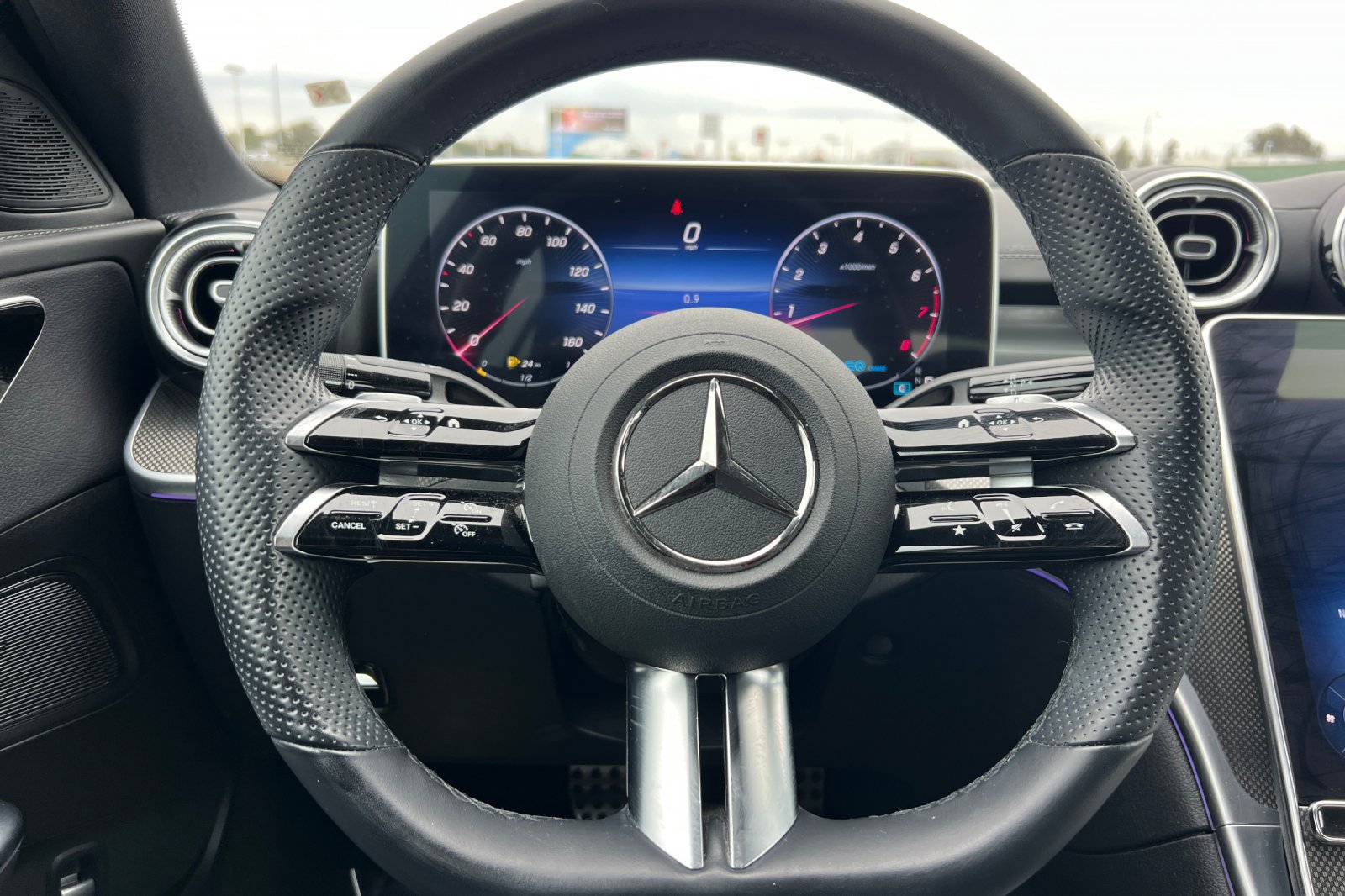 Used 2022 Mercedes-Benz C 300 Sedan image 23