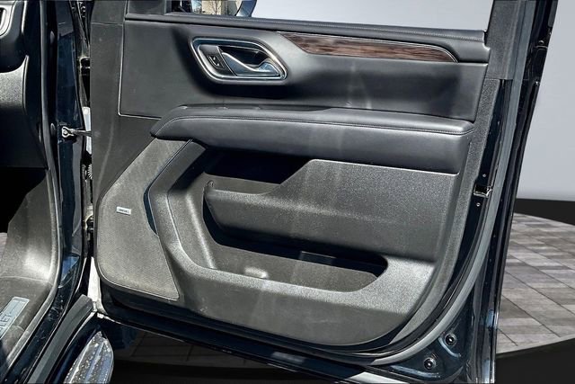 Used 2022 Chevrolet Suburban LT image 28