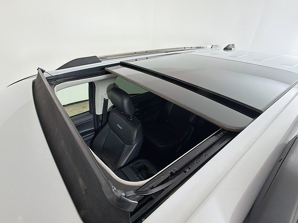 Used 2025 Ford Expedition Platinum AWD/4WD image 20