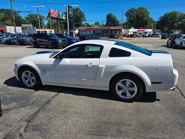 Used 2007 Ford Mustang GT Premium RWD image 5