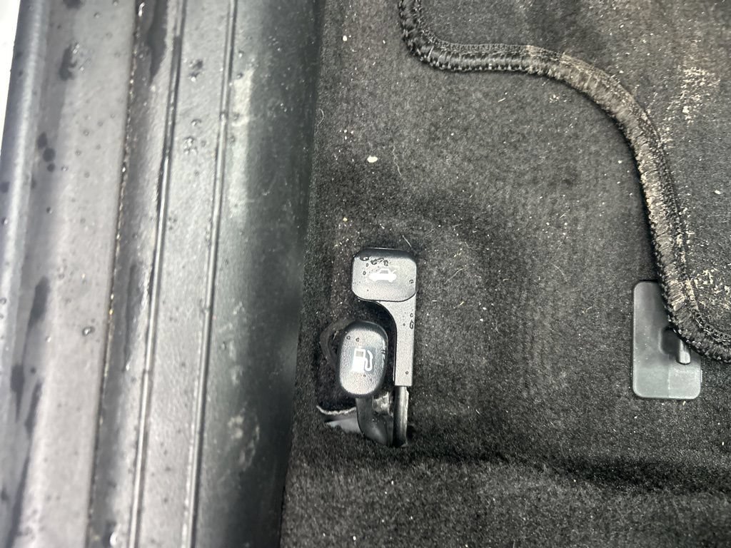 Used 2025 Hyundai Elantra SEL FWD image 10