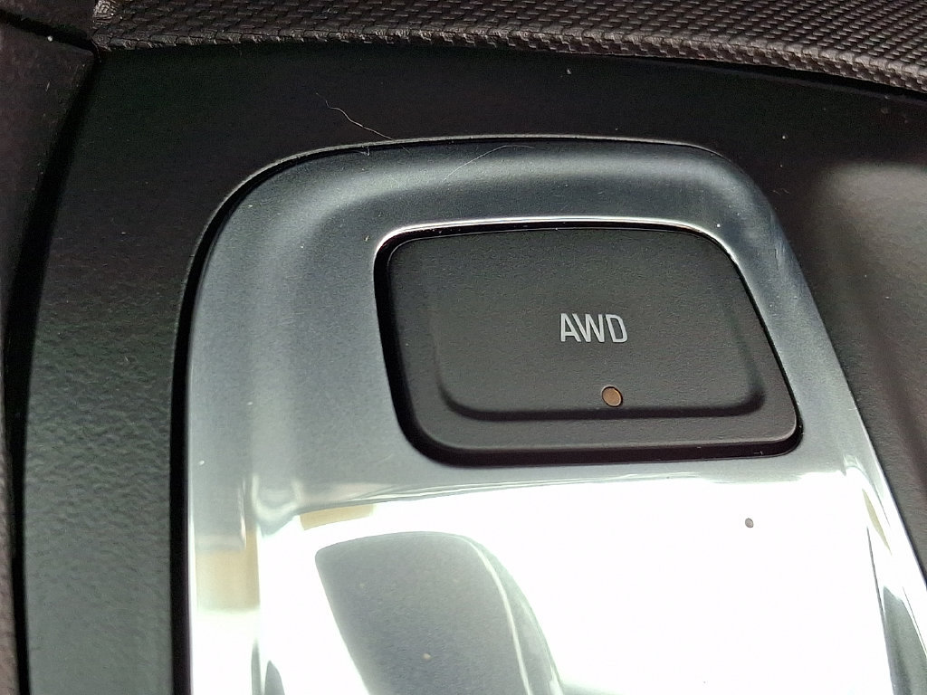 Used 2019 Chevrolet Equinox LT AWD/4WD image 31