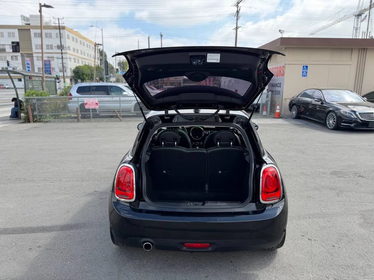 Used 2019 MINI Cooper 2-Door Hardtop FWD image 25