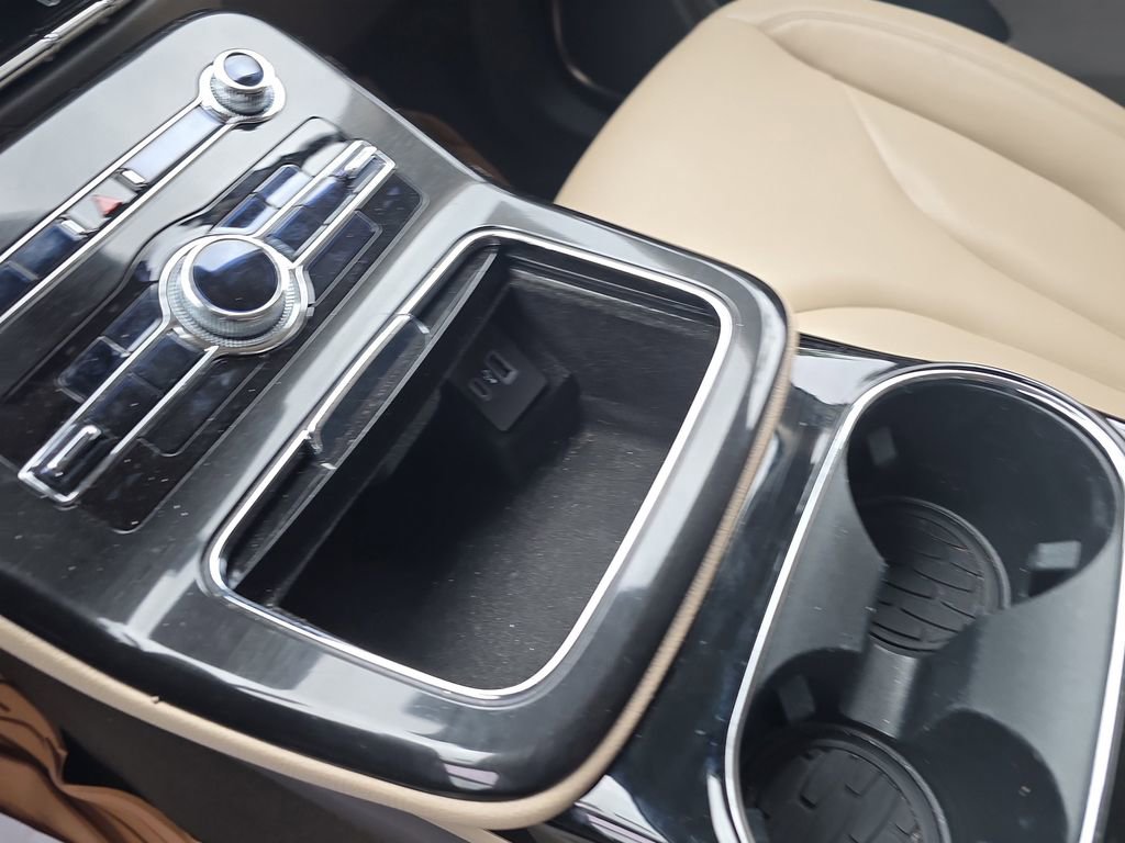 Used 2022 Lincoln Nautilus FWD w/ Premium Package image 25