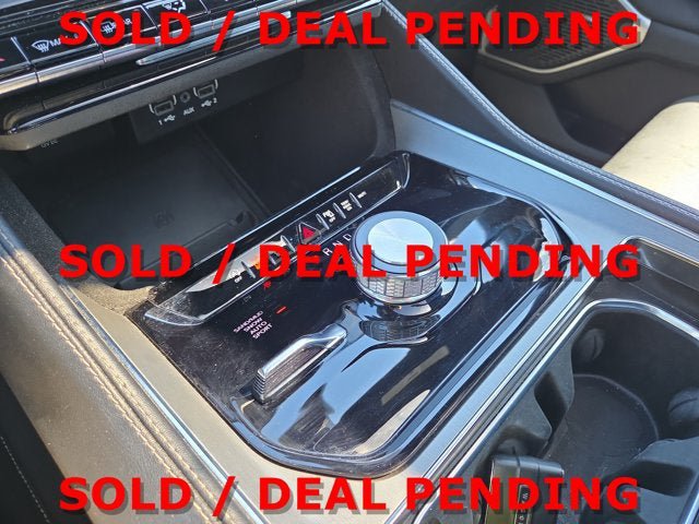 Used 2024 Jeep Wagoneer Series II AWD/4WD image 18