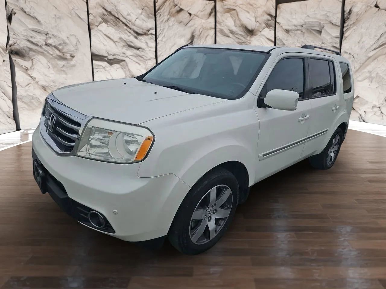 Used 2013 Honda Pilot Touring image 1