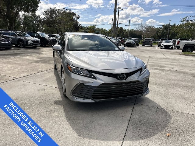 Used 2023 Toyota Camry LE FWD image 17