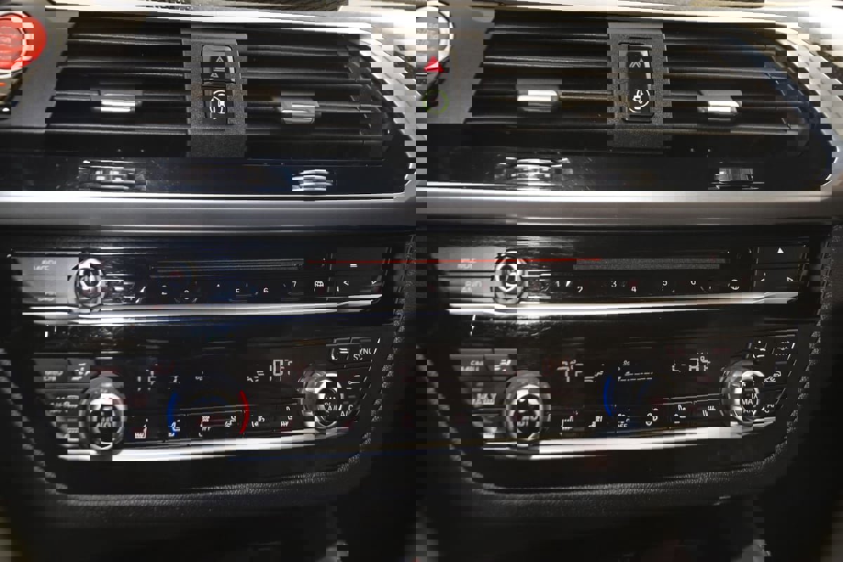 Used 2020 BMW X4 M w/ Executive Package image 43