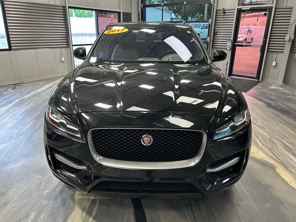 Used 2017 Jaguar F-PACE R-Sport AWD/4WD image 37