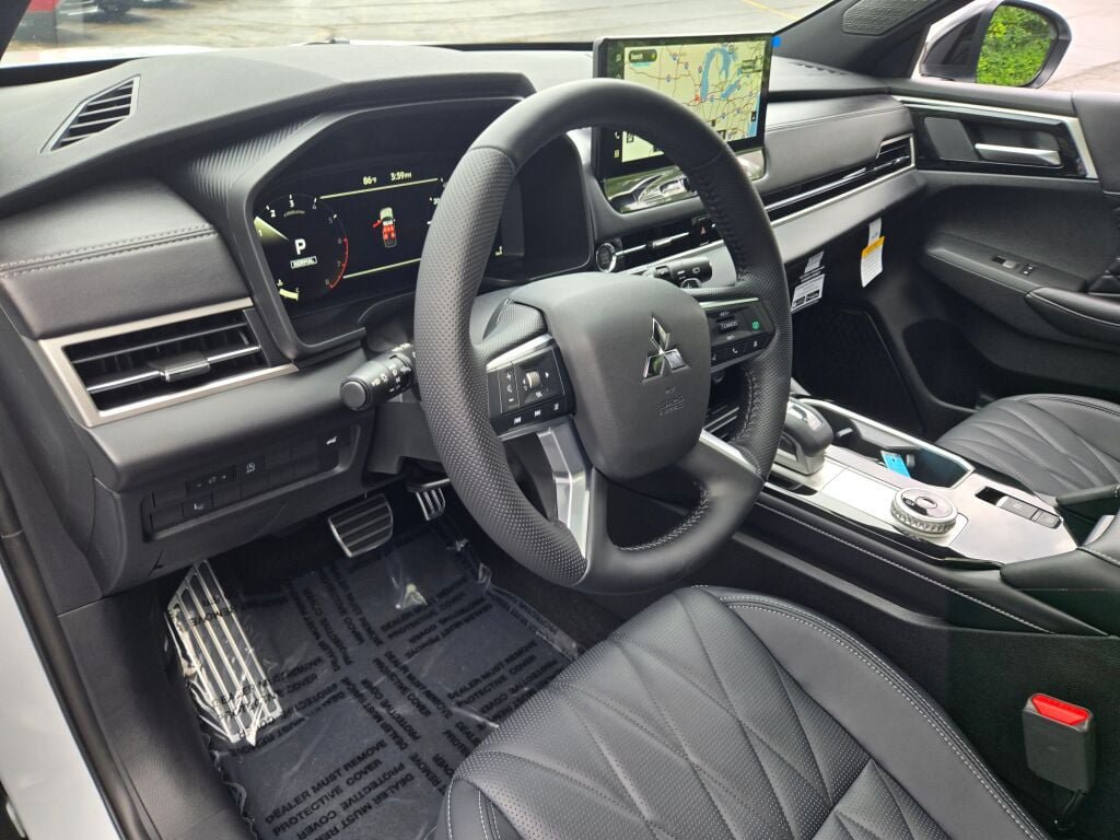 New 2026 Mitsubishi Outlander SEL Black Edition AWD/4WD image 21