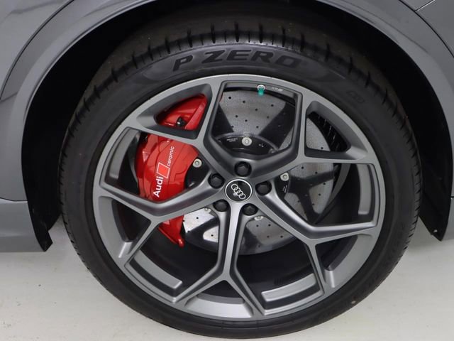 New 2026 Audi RS Q8 performance image 9