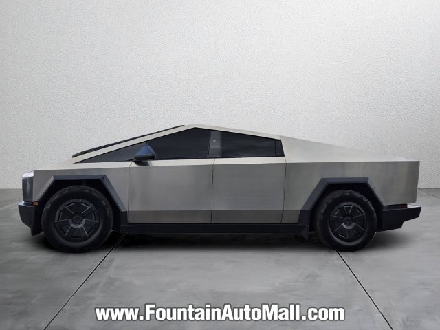 Used 2026 Tesla Cybertruck AWD Crew Cab image 2