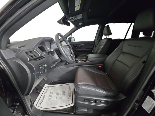 Used 2024 Honda Passport Black Edition image 9