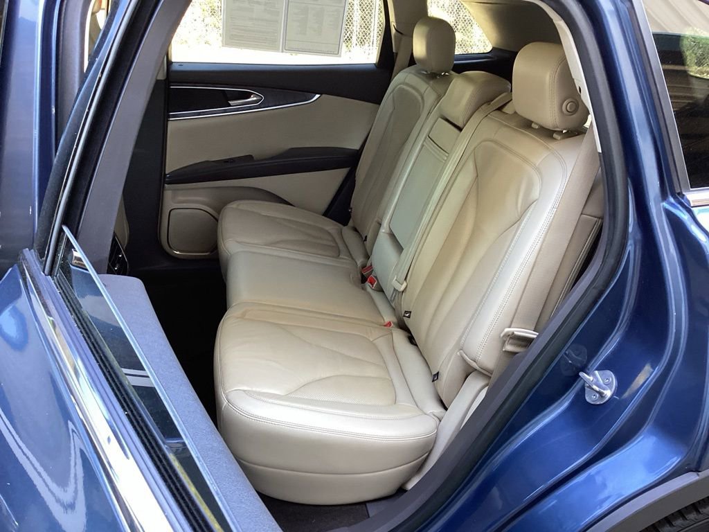 Used 2019 Lincoln Nautilus Select image 39