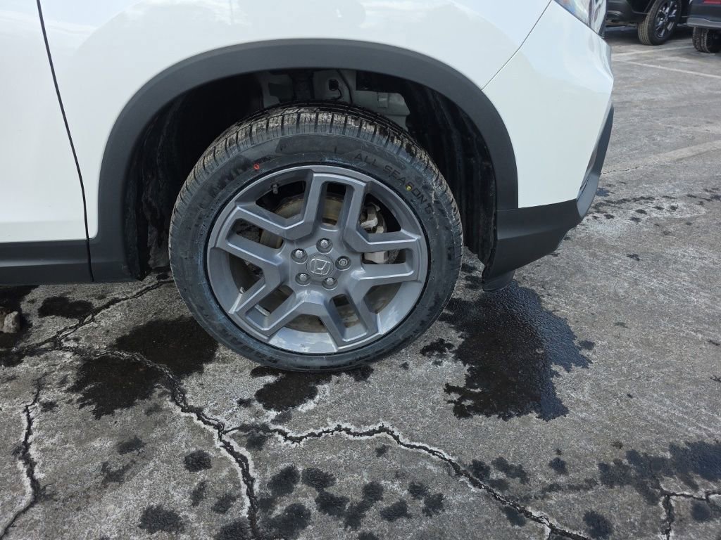 Certified 2023 Honda Passport EX-L image 9