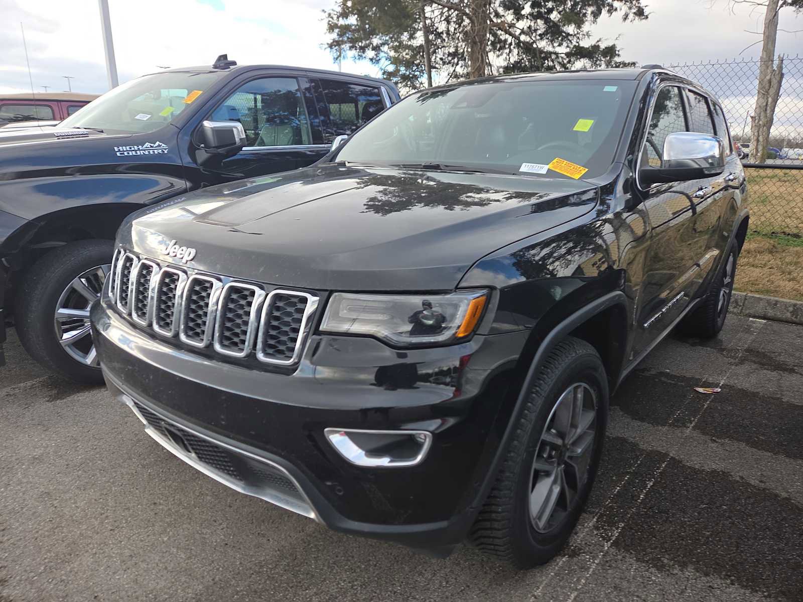 Used 2019 Jeep Grand Cherokee Limited w/ Luxury Group II image 10
