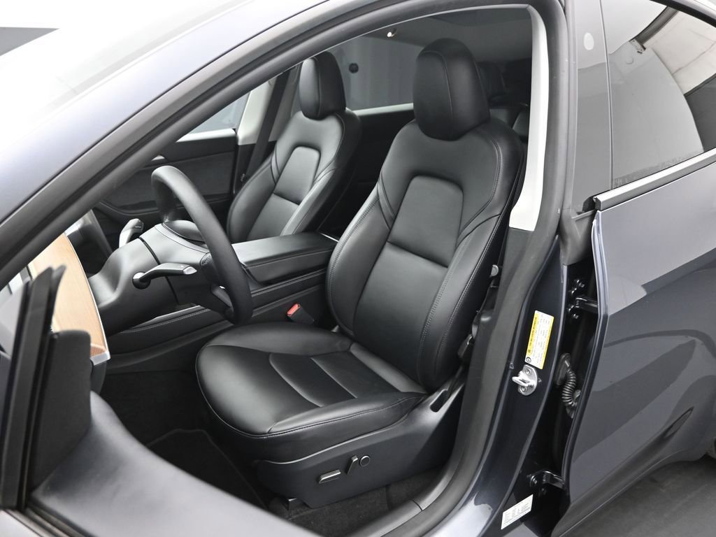 Used 2024 Tesla Model Y Long Range image 7