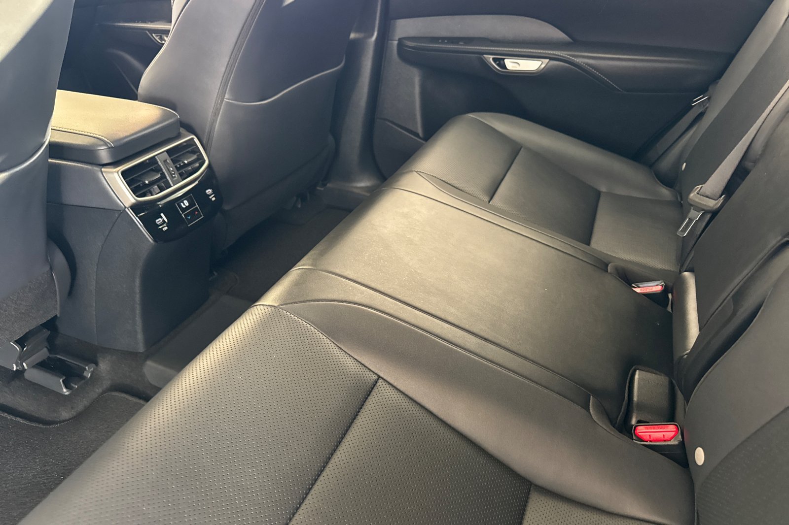Certified 2026 Lexus RX 450h AWD w/ Convenience Package image 9