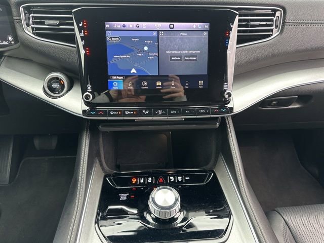 Certified 2024 Jeep Wagoneer Series II image 61