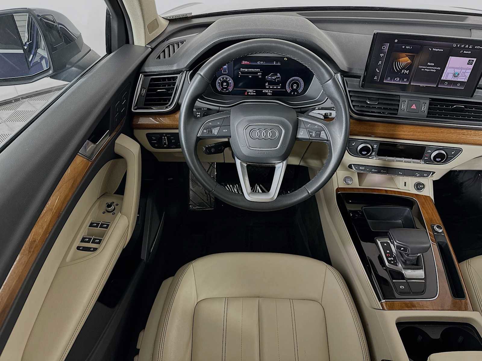 Certified 2023 Audi Q5 2.0T Premium Plus w/ Premium Plus Package image 21