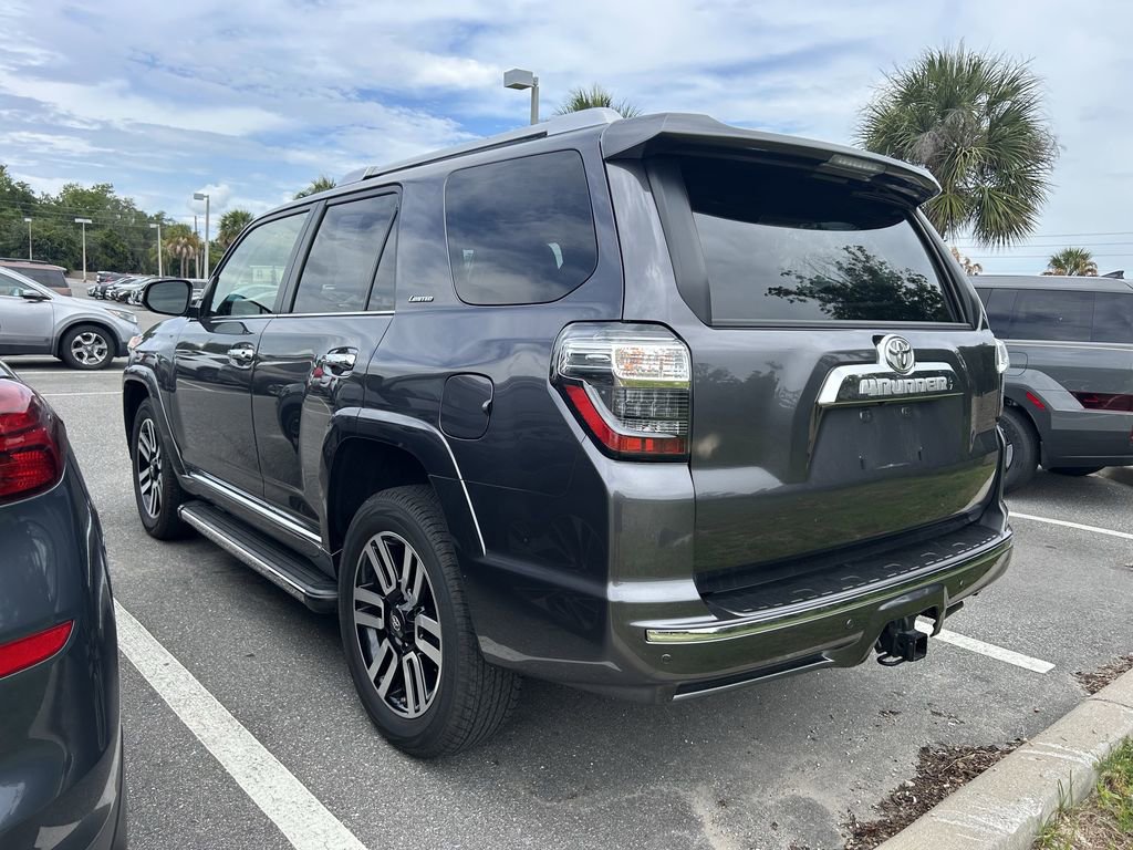 Used 2021 Toyota 4Runner Limited AWD/4WD image 5