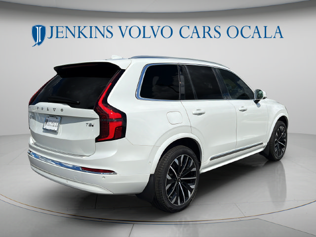 New 2027 Volvo XC90 T8 Plus AWD/4WD image 3