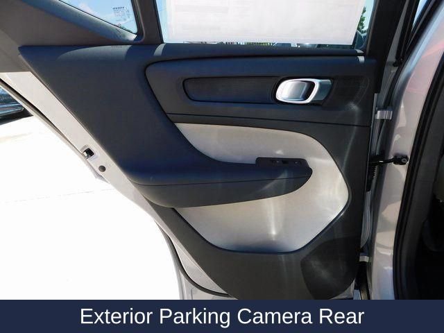 New 2025 Volvo XC40 B5 Ultra w/ Protection Package image 17