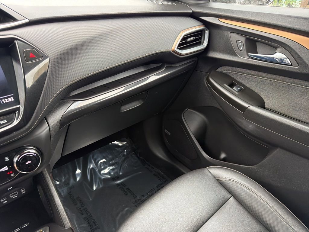 Used 2022 Chevrolet TrailBlazer ACTIV w/ Technology Package image 30