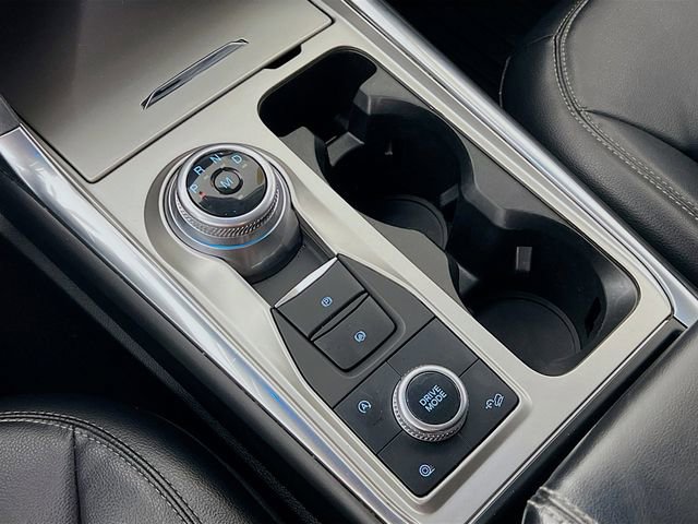 Used 2020 Ford Explorer XLT w/ Equipment Group 202A image 22