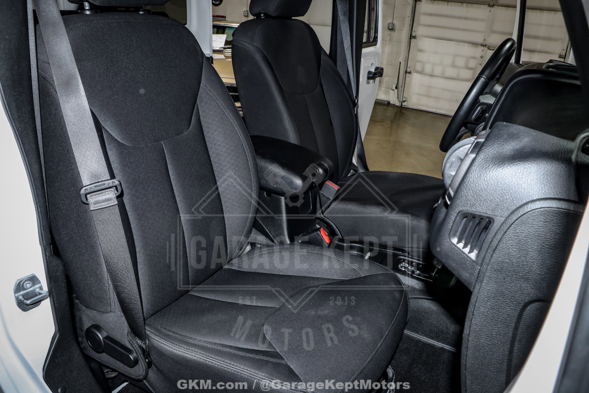 Used 2018 Jeep Wrangler Unlimited Sport w/ Power Convenience Group image 86