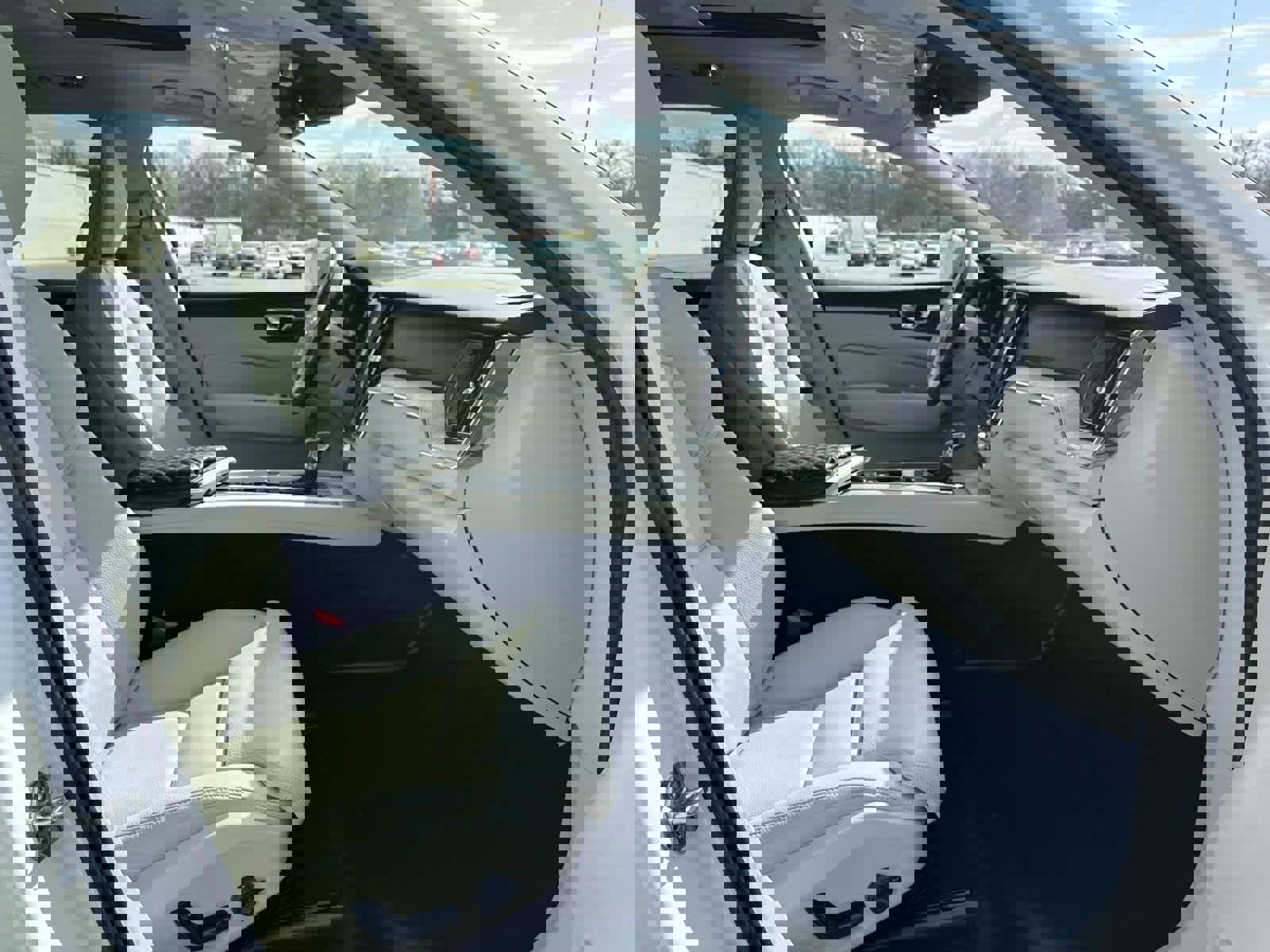 Used 2020 Volvo XC60 T5 Inscription image 16